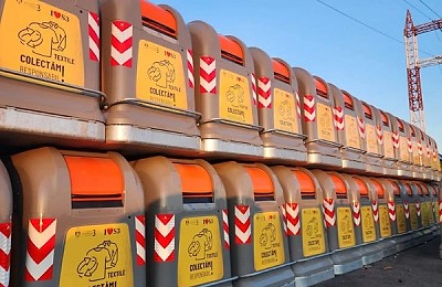 Sute de containere pentru colectarea hainelor vechi, amplasate în Sectorul 3