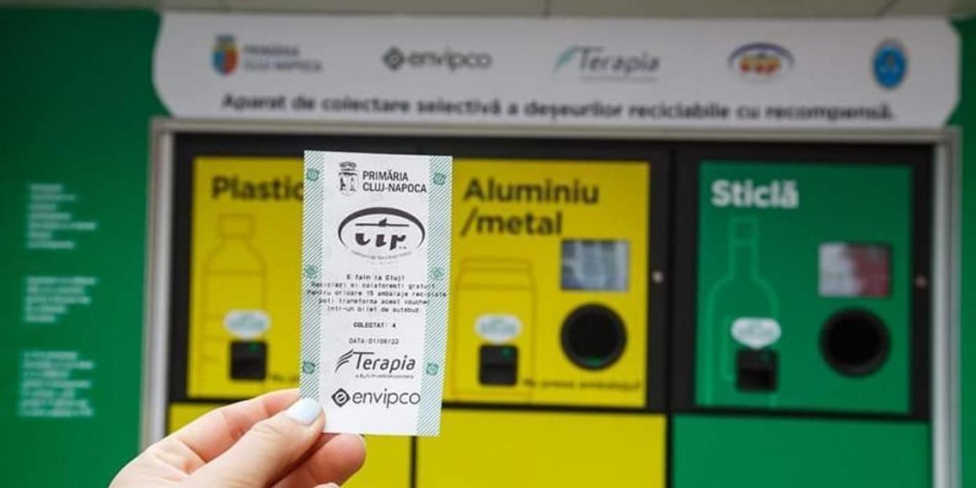 15 ambalaje reciclate pentru bilete cu două călătorii pentru transportul public urban, în Cluj Napoca
