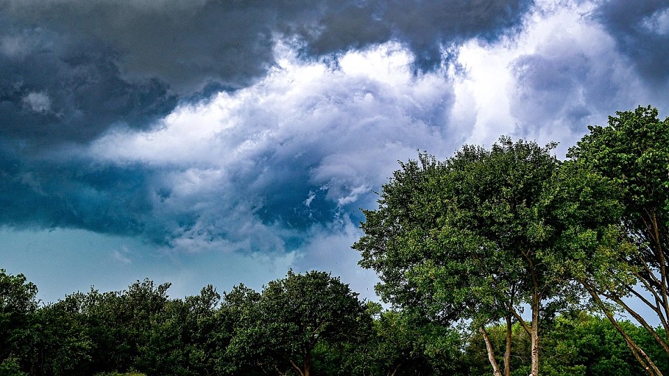 Prognoza meteo, 7 august. Răcoare în sud și est, furtuni în mai multe regiuni