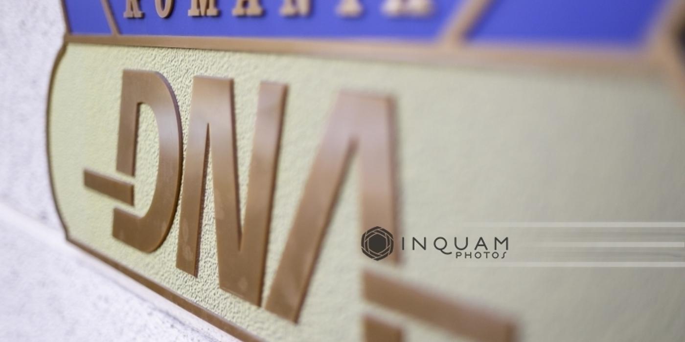 UPDATE Încă o persoană reţinută în dosarul mitei luate de preşedintele CJ Vaslui Dumitru Buzatu un expert, acuzat şi el de luare de mită, dar şi de trafic de influenţă