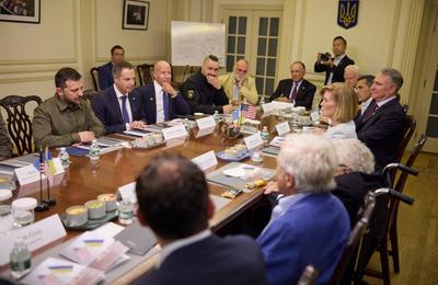 Zelenski s-a întâlnit în SUA cu antreprenori şi finanţişti: Lucrăm pentru victoria şi reconstrucţia Ucrainei