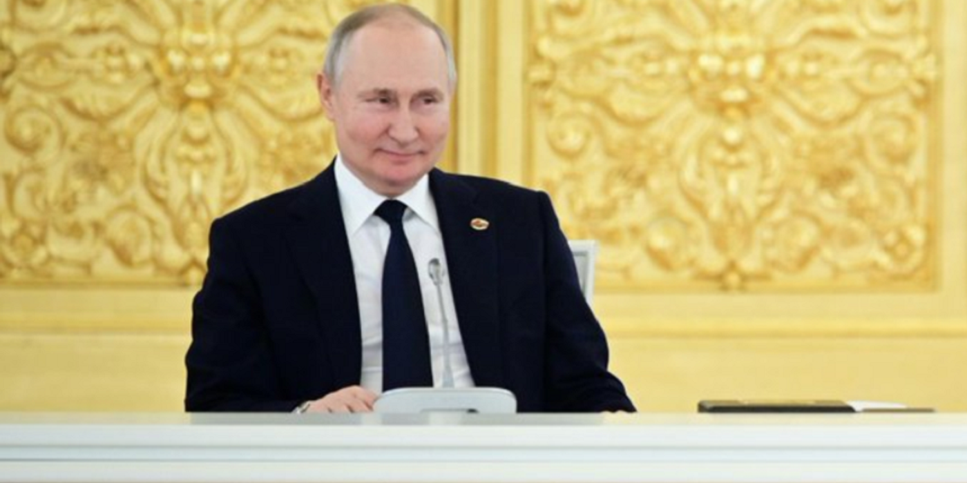 Vladimir Putin: reducerile producţiei de petrol sunt necesare pentru a menţine un anumit nivel al preţurilor