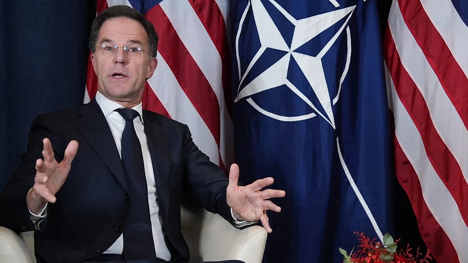 La doar câteva săptămâni după ce Trump a adus NATO în pragul colapsului, Rutte are o perspectivă complet diferită asupra alianței