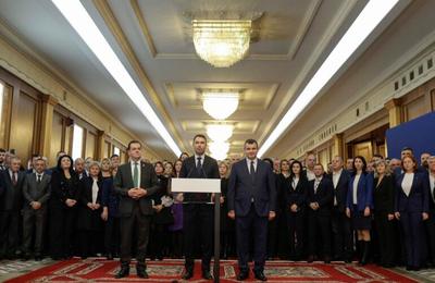 Dreapta Unită şi-a lansat programul: Le promite românilor „o alternativă reală la corupţia şi risipa PSD-PNL”