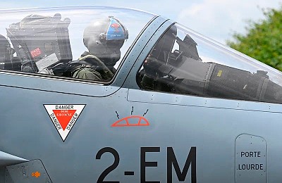 Polonia vrea să fabrice propriile arme nucleare din cauza amenințărilor Rusiei