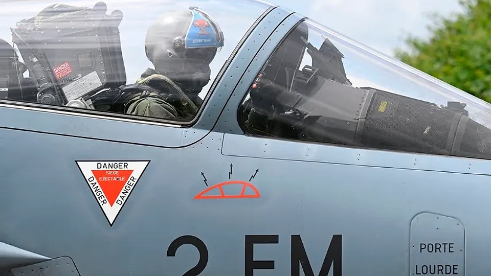Polonia vrea să fabrice propriile arme nucleare din cauza amenințărilor Rusiei