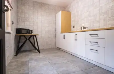 Tile and Ceramics in the Kitchen: What to Consider When Choosing Them