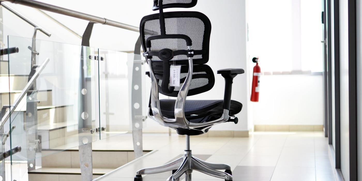 Știai că o postură corectă poate ajuta la vindecarea durerilor de spate?