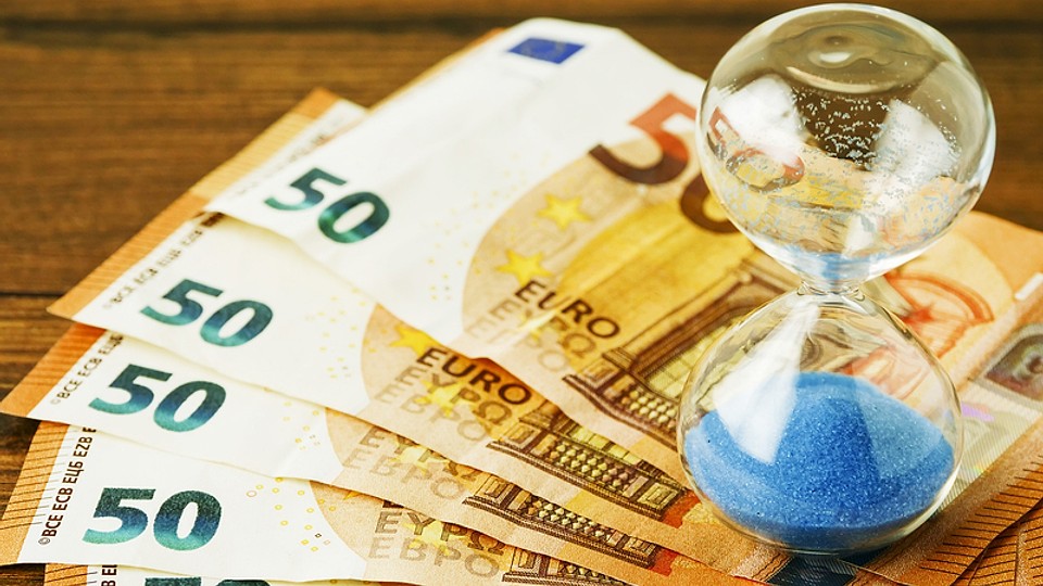 Explicațiile guvernatorului BNR privind eșecul trecerii României la euro. „Pot să vorbesc liber: A fost o decizie politică!”