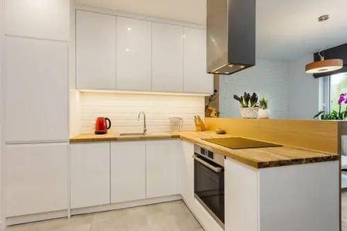 Apartament de 3 camere amenajat ideal pentru o familie cu 2 copii