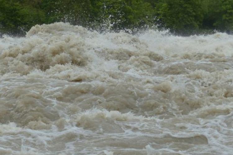Atenție! Cod galben de inundații în arealul Someș -Tisa