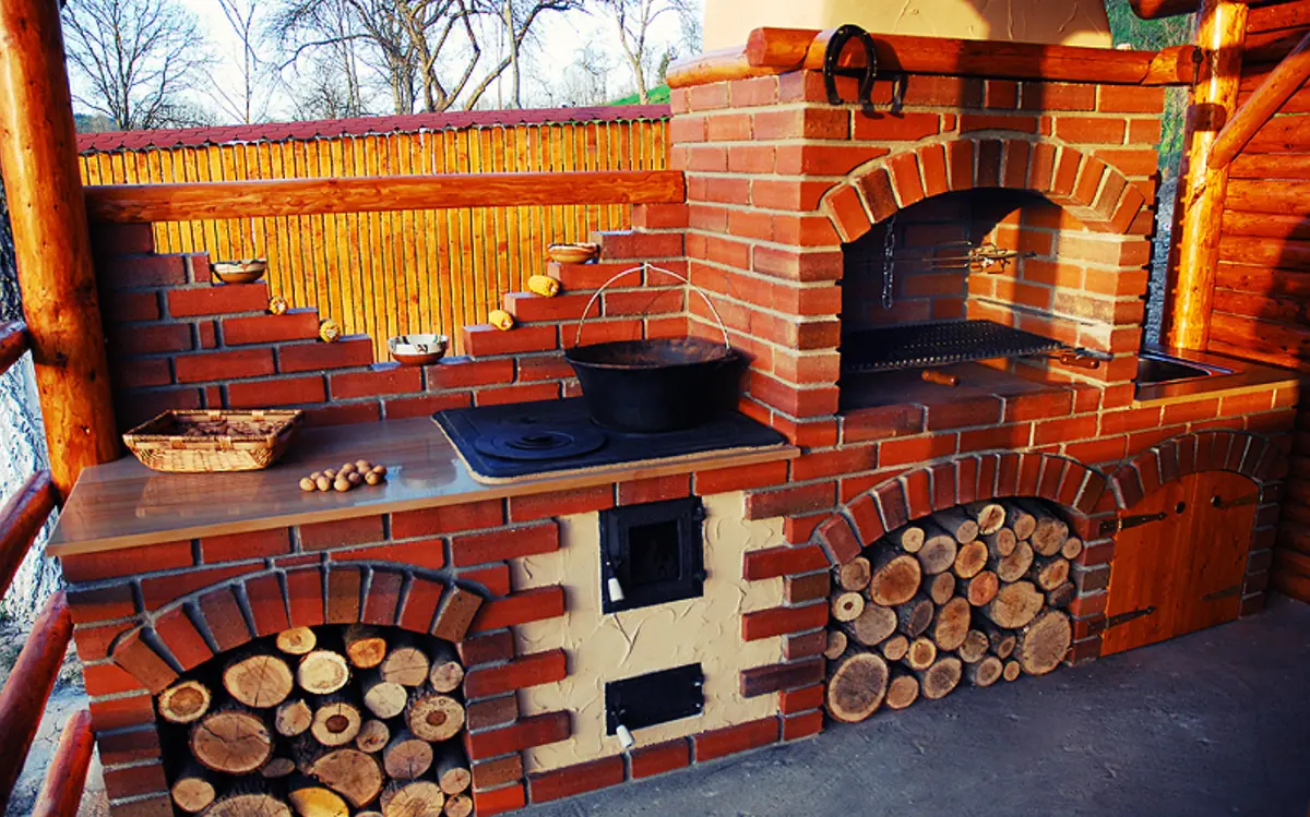 Amenajarea unei bucătării de vară funcționale