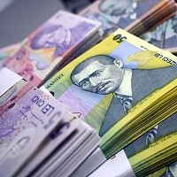Capitalizarea bursieră de pe piaţa reglementată a ajuns la 396,15 miliarde de lei la finalul lunii iunie