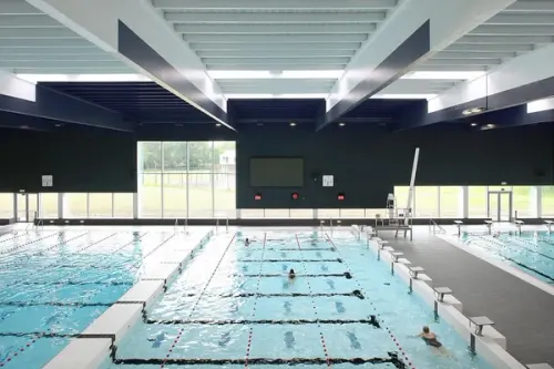 Nekkerpool – Centru recreativ cu un design modern