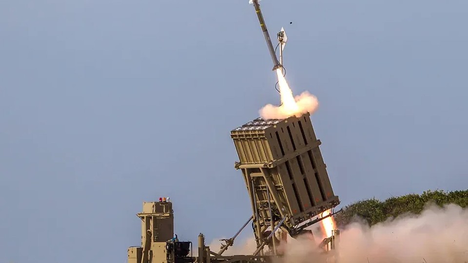 MApN cumpără rachete antiaeriene din Israel. Alegem între Iron Dome sau Spyder. Preț, 2.038.000.000€