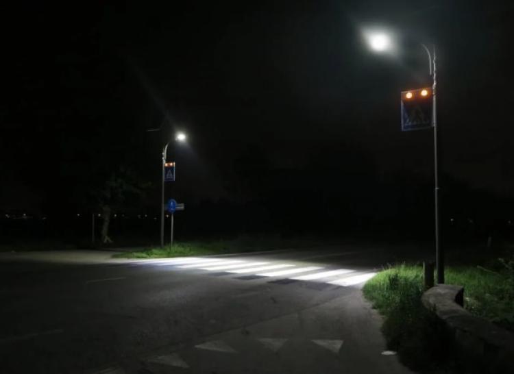 CJ Cluj a semnat contractul de finanțare pentru iluminarea trecerilor pentru pietoni pe drumurile județene din județul Cluj