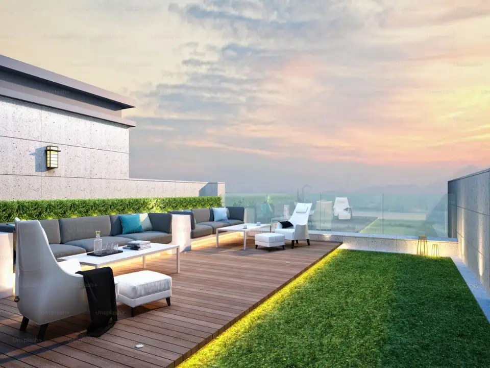 Choosing Between an Enclosed Terrace and an Open Space Terrace