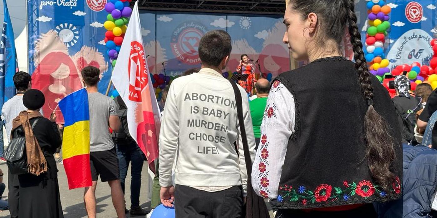 Sute de persoane care se opun avortului au ieșit în stradă, în mai multe orașe din țară. „Cândva, va deveni de negândit”