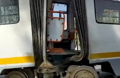 Liniile 1, 12 și 47 București au fost blocate în această dimineață. Un tramvai s-a blocat pe calea de rulare