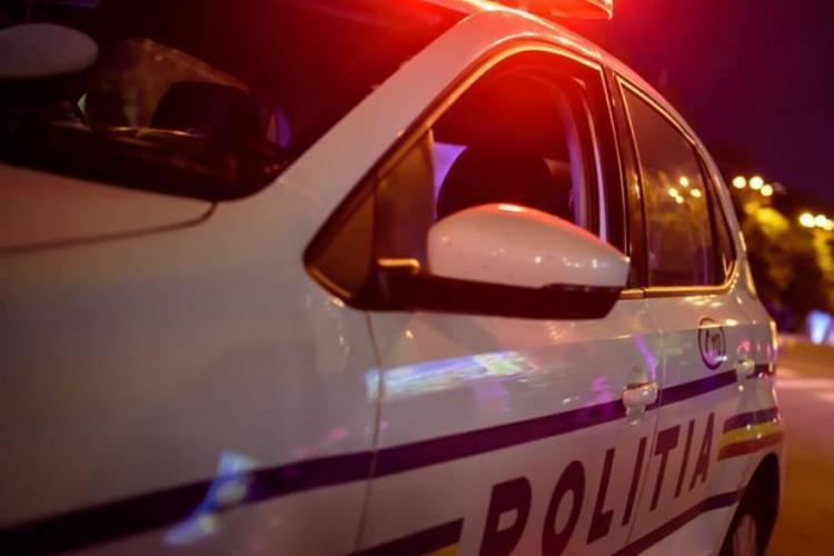Un bărbat a fost reținut de polițiști după ce a fost depistat circulând beat și drogat pe străzile din Cluj-Napoca