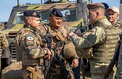 Dilema crizei bugetare: Armament scump și prin metode opace. Sau pe bani UE, ieftin și transparent?
