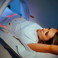 CT pelvis: când este recomandat și cum se desfășoară examinarea la MedLife