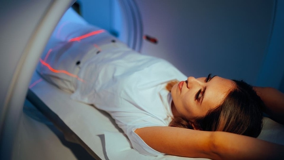 CT pelvis: când este recomandat și cum se desfășoară examinarea la MedLife