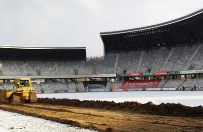 Consiliul Județean Cluj a anunțat că au început lucrările de schimbare a gazonului de pe Cluj Arena
