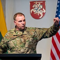 Cum s-ar putea întoarce împotriva Rusiei oprirea ajutorului american către Ucraina. Explicațiile unui general american