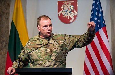 Cum s-ar putea întoarce împotriva Rusiei oprirea ajutorului american către Ucraina. Explicațiile unui general american