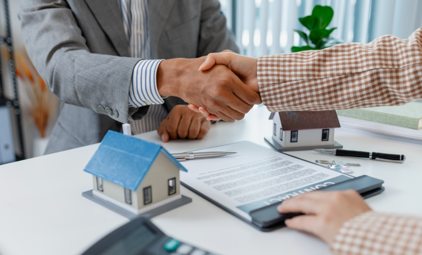 Cumperi o casă în 2026? ANPC a lansat „Ghidul Cumpărătorului”: 5 pași pentru a evita capcanele imobiliare