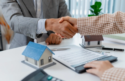 Cumperi o casă în 2026? ANPC a lansat „Ghidul Cumpărătorului”: 5 pași pentru a evita capcanele imobiliare