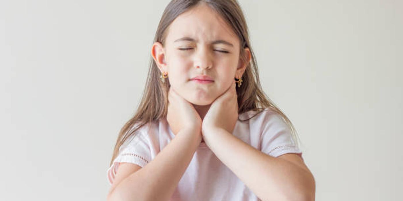 Primul ajutor la copii- ce faci când se inflamează amigdalele copilului