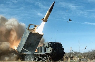Rusia, bombardată peste noapte cu rachete ATACMS si sute de drone. Cel mai mare atac din acest an, spun surse apropiate de Kremlin