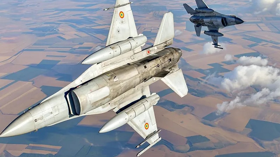Piloții ucraineni de F-16, antrenați și în România, au doborât rachetele Kinzhal ale Rusiei