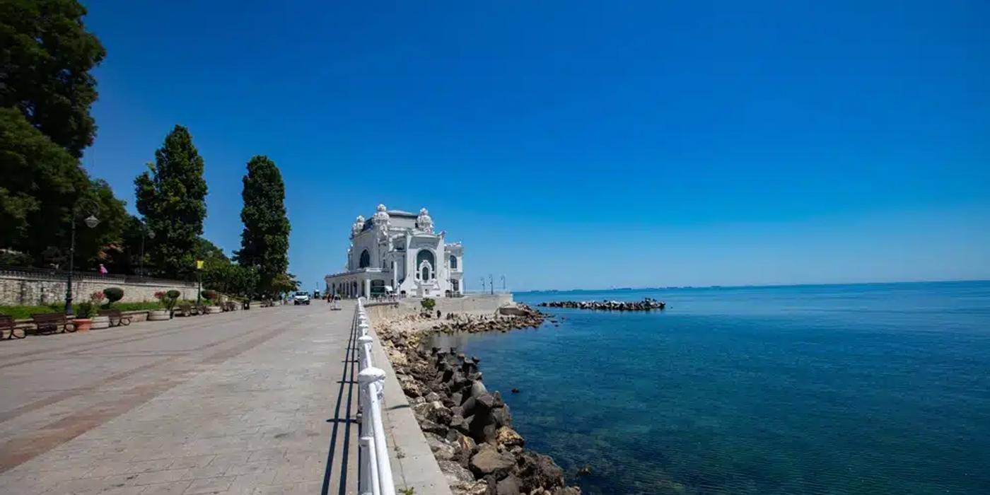Privești Marea Neagră, dar mintea ta nu poate vedea asta: Cum calculăm obiectele din a 4-a dimensiune