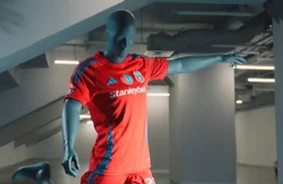 Steaua va juca în echipamente roșu, albastru sau alb. Cât costă abonamentele pentru noul sezon?