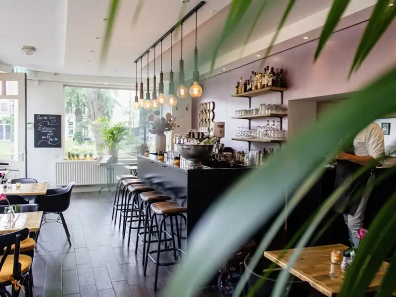 Amenajarea unei cafenele pentru evenimente: un spațiu versatil și primitor