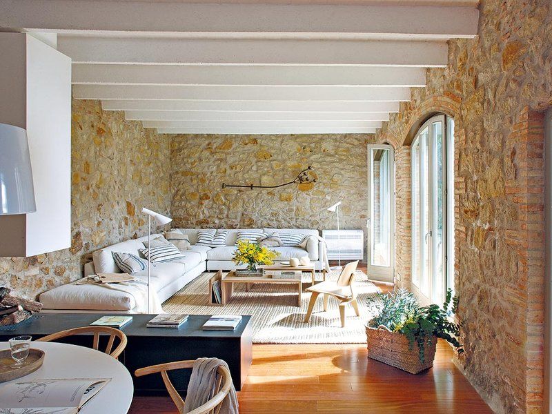 Amenajare de casa  frumusetea stilului rustic la superlativ