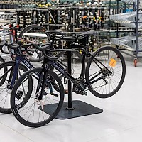 Fabrica de biciclete din Timișoara a exportat 800.000 de unități în rețeaua europeană Decathlon