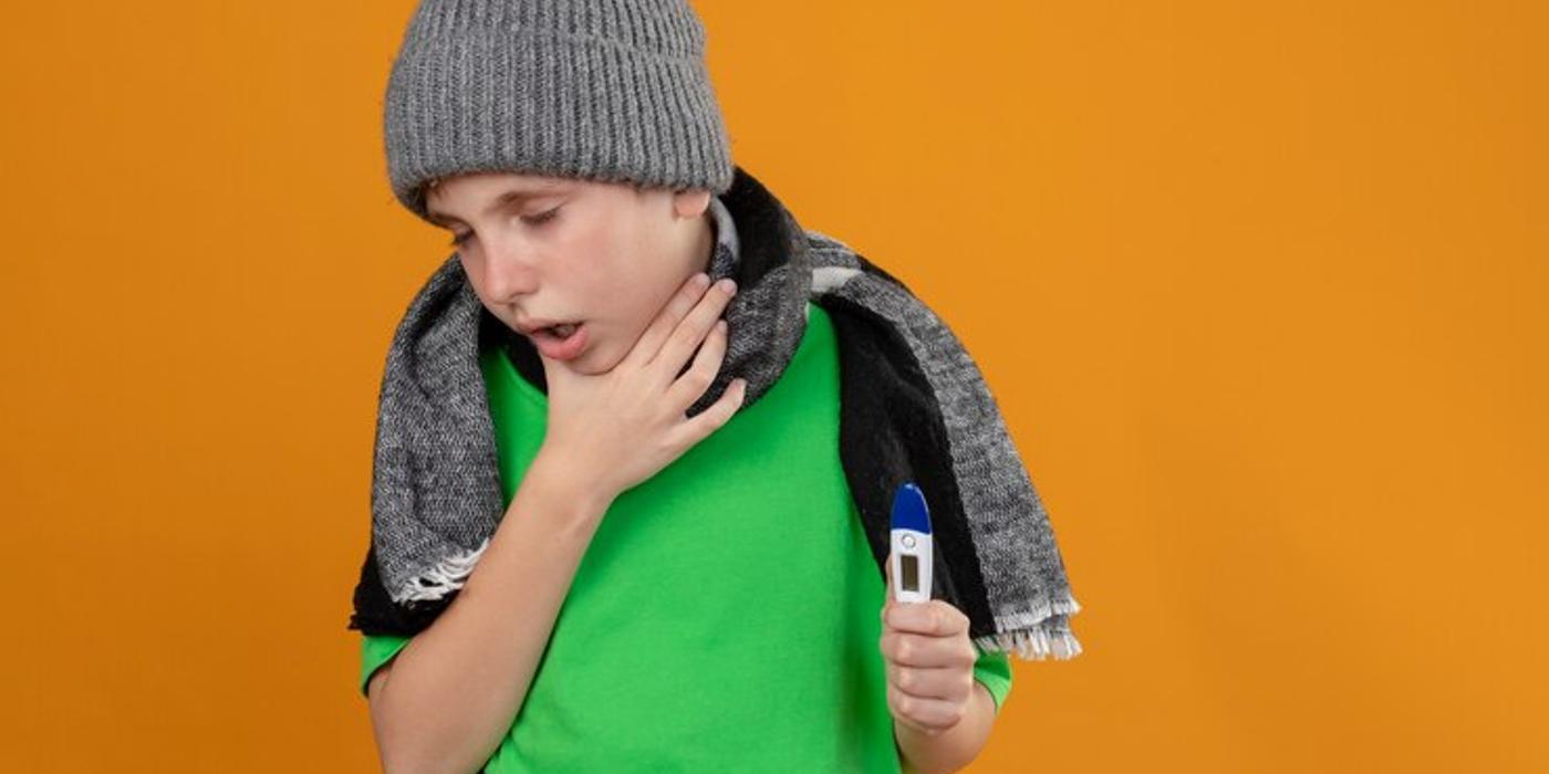 Medicamente naturiste pentru tusea expectorantă la copii: ce spun studiile