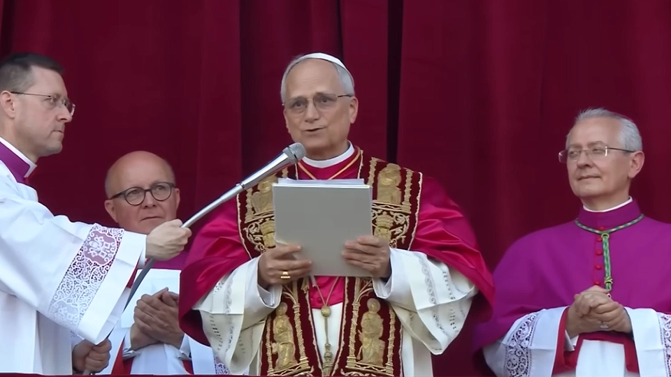 VIDEO | Papa Leon al XIV-lea spală pe jos cu Ursula von der Leyen și elita birocratică de la Bruxelles: E dureros să vedem cum spațiul pentru o libertate autentică de exprimare se micșorează rapid. Se dezvoltă un nou limbaj în stil orwellian care ajunge să-i excludă pe cei care nu se conformează ideologiilor care îl alimentează