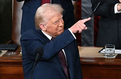 Trump, așa cum nimeni nu l-a mai văzut. Imginea face ocolul Pământului