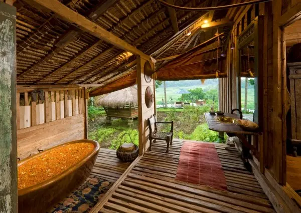 Cel mai fermecator hotel din Bali: Bambu Indah