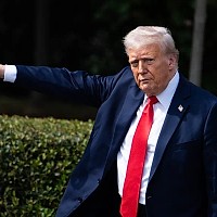 Trump izolează SUA de restul planetei. Vrea să închidă zeci de ambasade, inclusiv în Europa