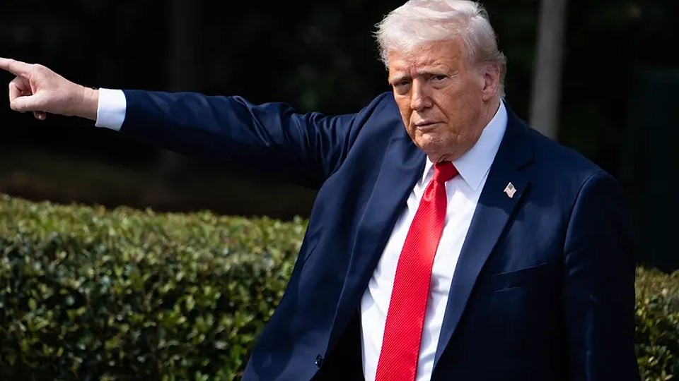 Trump izolează SUA de restul planetei. Vrea să închidă zeci de ambasade, inclusiv în Europa