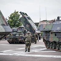 Europa a votat pentru integrarea Ucrainei în industria de apărare. Bloc militar comun împotriva Rusiei