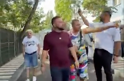 Moșia de la parter: Când curtea blocului devine proprietate privată cu magazie de murături și supraveghere video