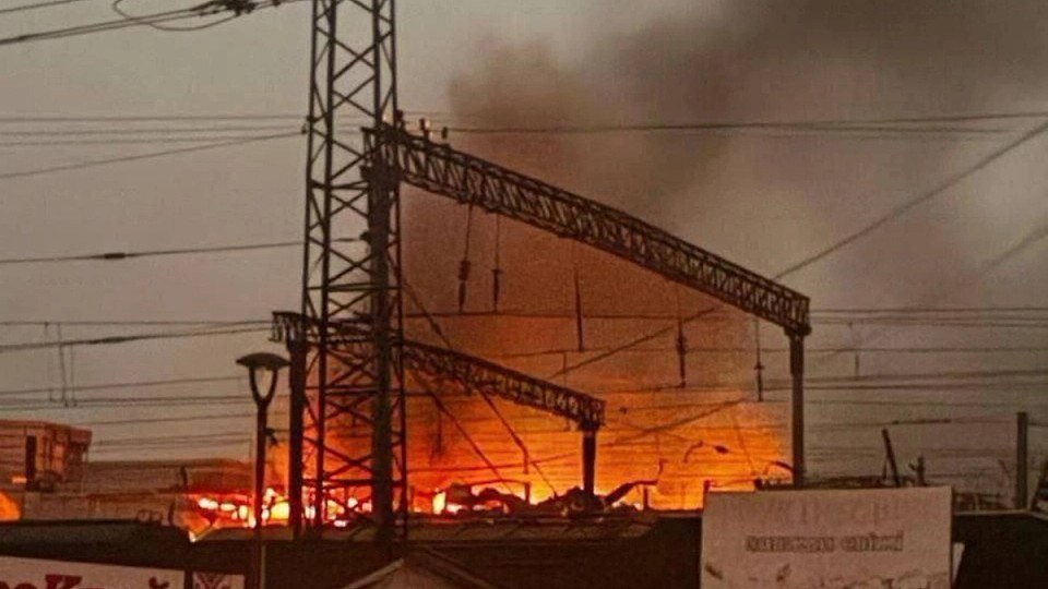 Autorităţile de la Kiev cer locuitorilor să părăsească oraşul