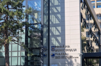 Implicare și acțiune la Dunăre: Primăria Tulcea dă tinerilor puterea și fondurile pentru a combate schimbările climatice